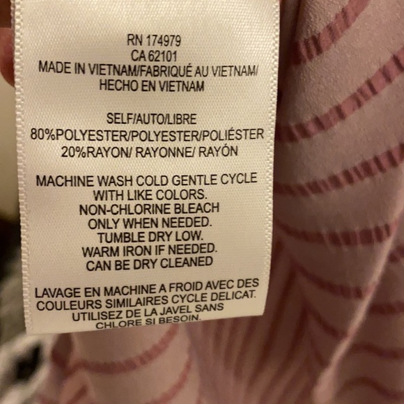 New with tag BCBGMAXAZRIA blouse - Picture 7 of 7